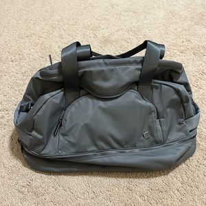 Lululemon city adventurer duffle
